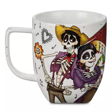 Cargar imagen en el visor de la galería, Coco Mug