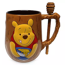 Cargar imagen en el visor de la galería, Winnie the Pooh Mug and Honey Dipper Set