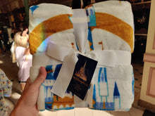 Cargar imagen en el visor de la galería, 50th Celebration Collection Blanket