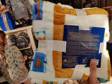 Cargar imagen en el visor de la galería, 50th Celebration Collection Blanket