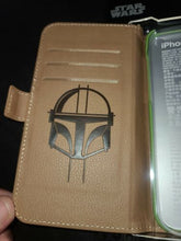 Cargar imagen en el visor de la galería, Star Wars The Mandalorian Yoda Frog Phone iPhone 12 / 12 Pro