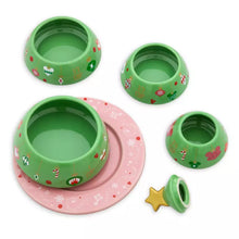 Load image into Gallery viewer, Mickey and Minnie Mouse Icon Holiday Ceramic Measuring Cup Set
