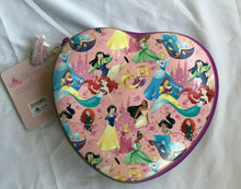 Cargar imagen en el visor de la galería, Disney store Princess Zip up stationery Kit
