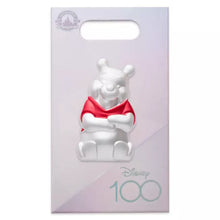 Cargar imagen en el visor de la galería, Disney Pin - Disney100 Celebration Platinum Winnie the Pooh
