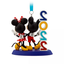 Cargar imagen en el visor de la galería, Mickey and Minnie Mouse Figural Ornament – Walt Disney World 2022
