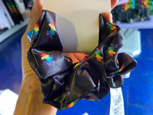 Cargar imagen en el visor de la galería, Pride Mickey &amp; Minnie Scrunchies
