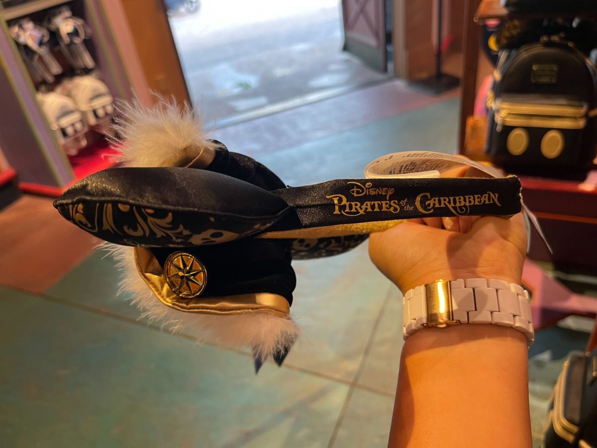 Mickey Mouse: The Main Attraction – Pirates of the Caribbean 