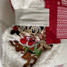 Load image into Gallery viewer, Disney Christmas Fleece Throw Plaid Polaire
