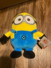 Cargar imagen en el visor de la galería, Despicable Me Minion Mayhem Plush
