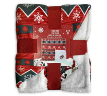 Load image into Gallery viewer, Mickey And Minnie Mouse Holiday Fleece Throw
